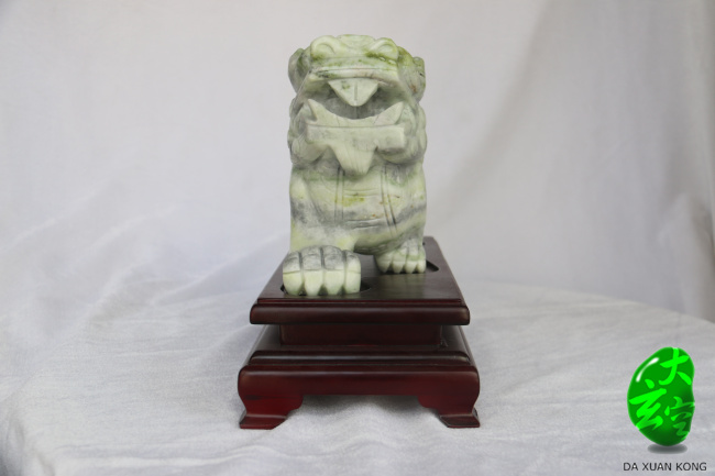 負(fù)屃 大：16800￥ ?。?800￥